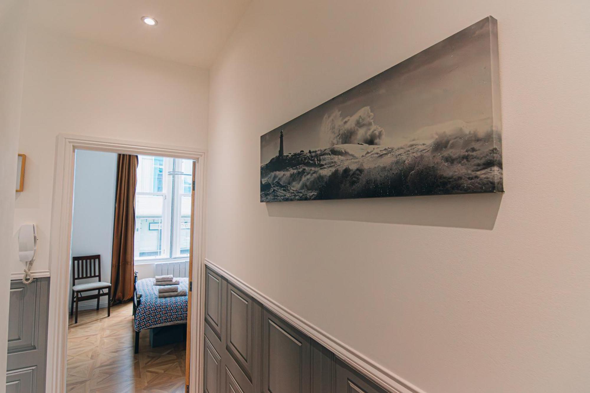 Modern Apartment In Aberdeen City Centre, Guild Street, Free Wifi Exterior photo